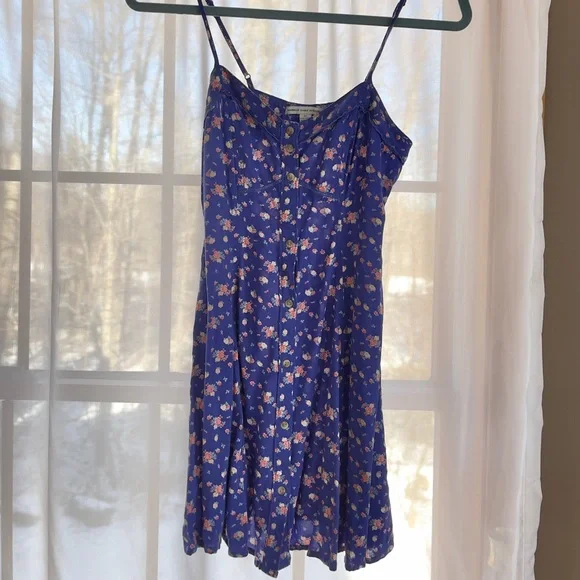 Robe American Eagle Couleur Magenta - Taille XS, Sans Manches, Longueur Midi - Occasion Très Bon état